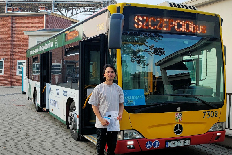 Zaszczepiony w SZCZEPCIObusie Gleb Czugunow