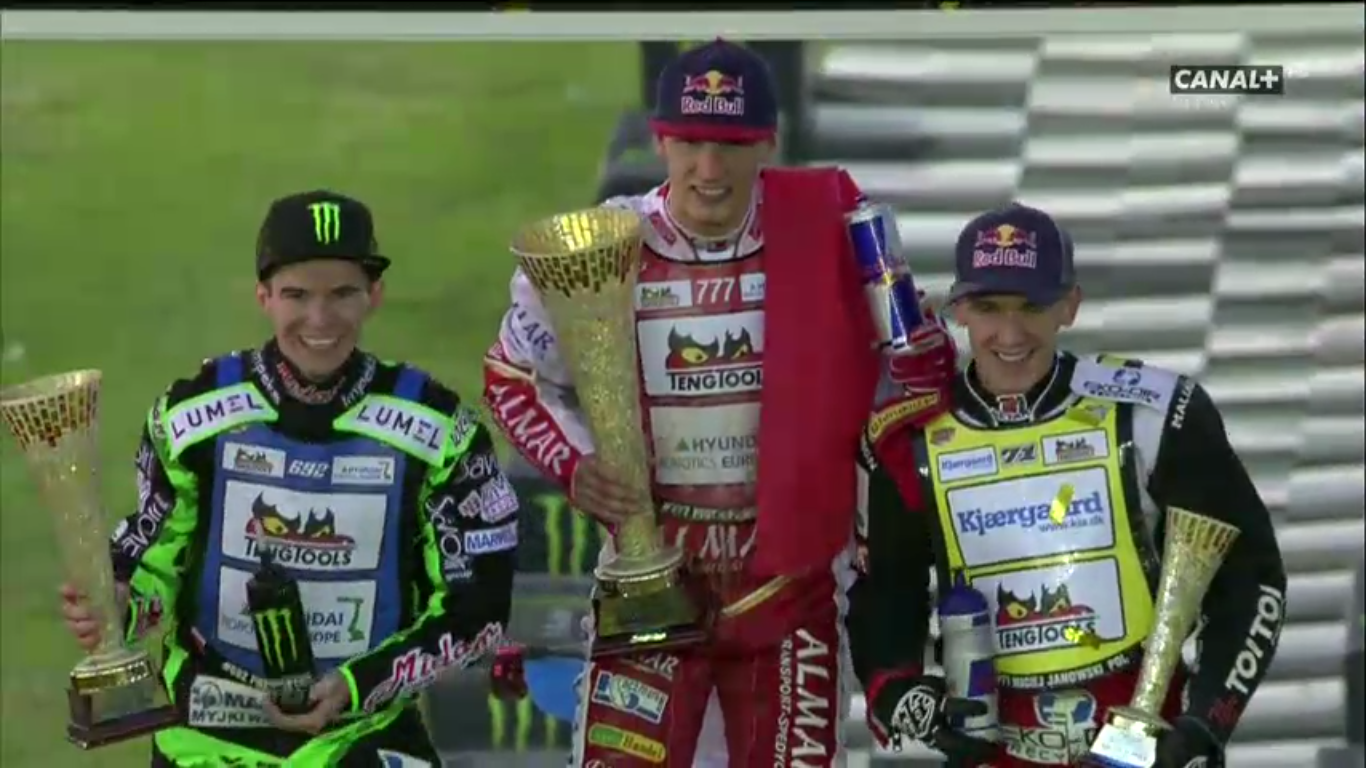 dauga podium